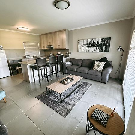 Nemesia Court Leilighet Durbanville Eksteriør bilde