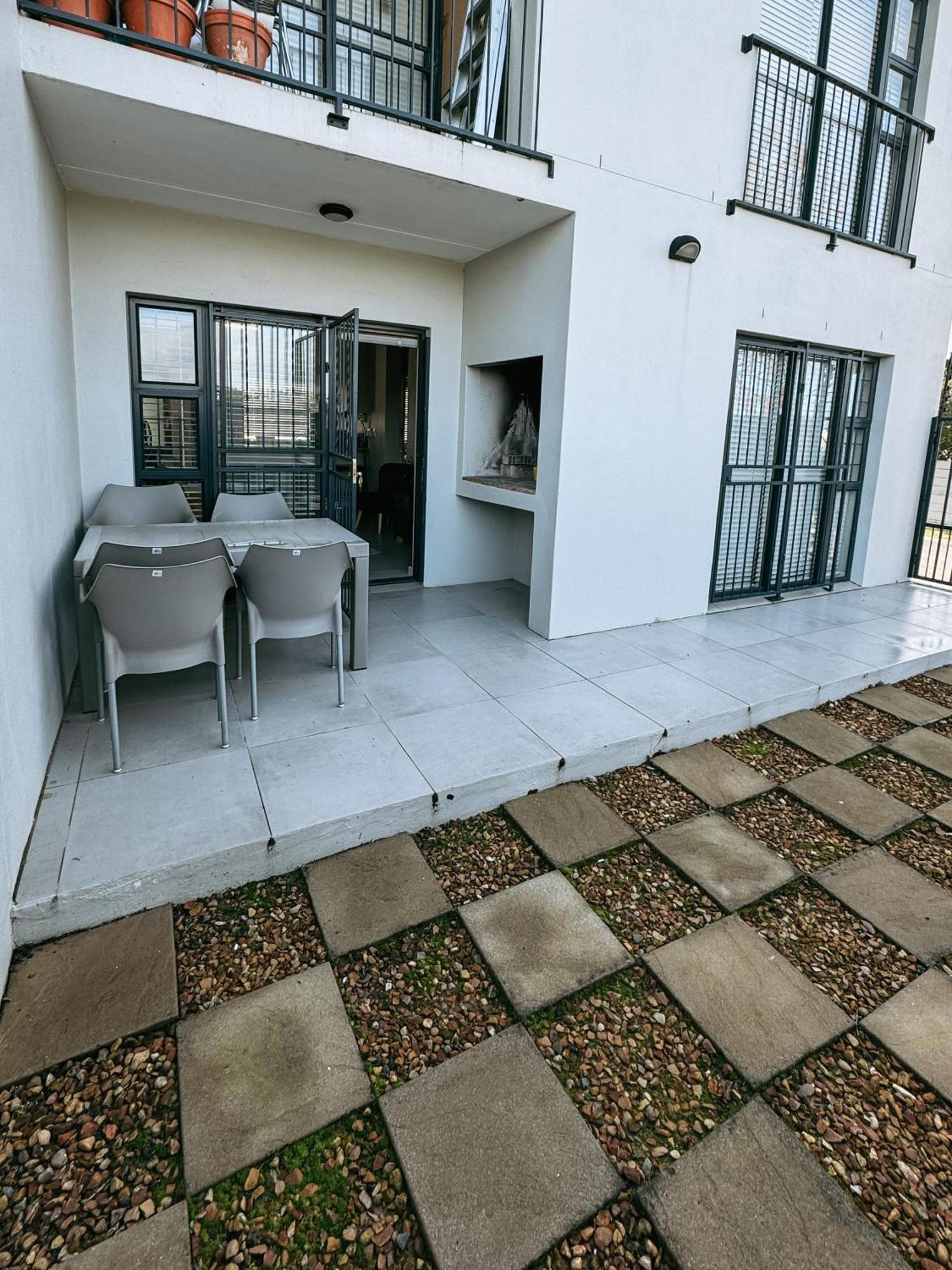 Nemesia Court Leilighet Durbanville Eksteriør bilde
